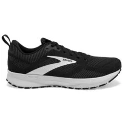 Brooks Revel 5