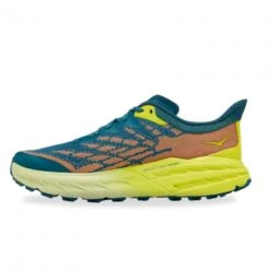 HOKA Speedgoat 5
