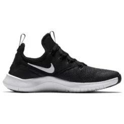 Nike Free TR 8